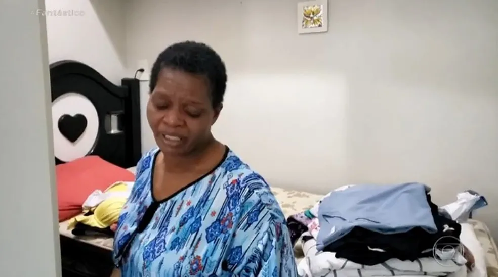 Madalena dormia em um quarto sem janelas, de 3 metro de comprimento por 2 metros de largura
