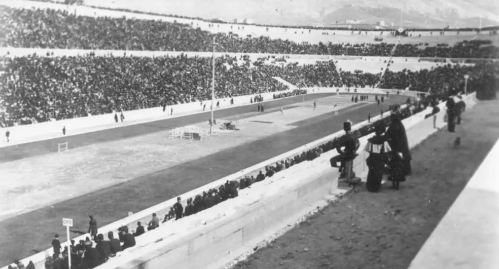 Atletismo no Estádio Panatenaico, em Atenas 198
