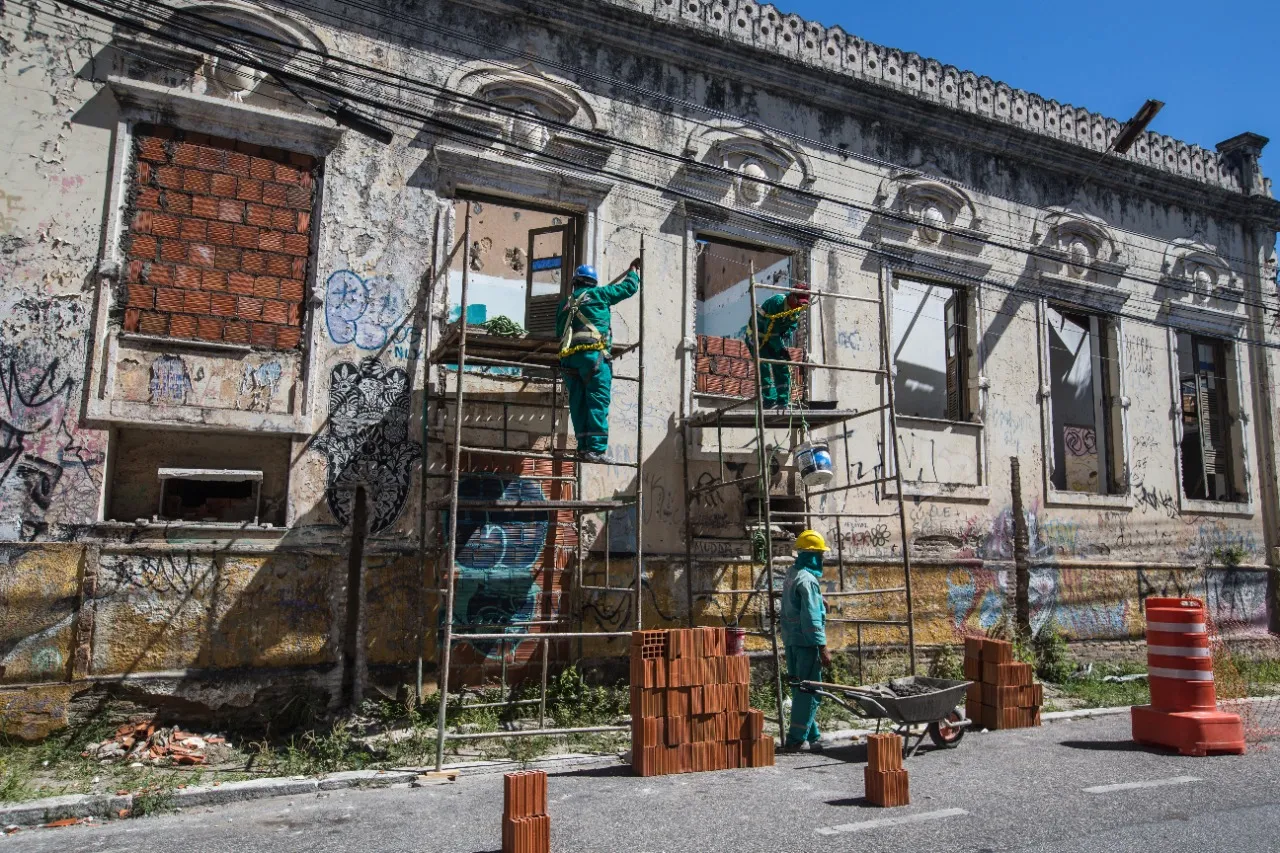 O contrato entre a Arquidiocese e a Prefeitura determina que o encargo de conservar o imóvel é da gestão municipal.