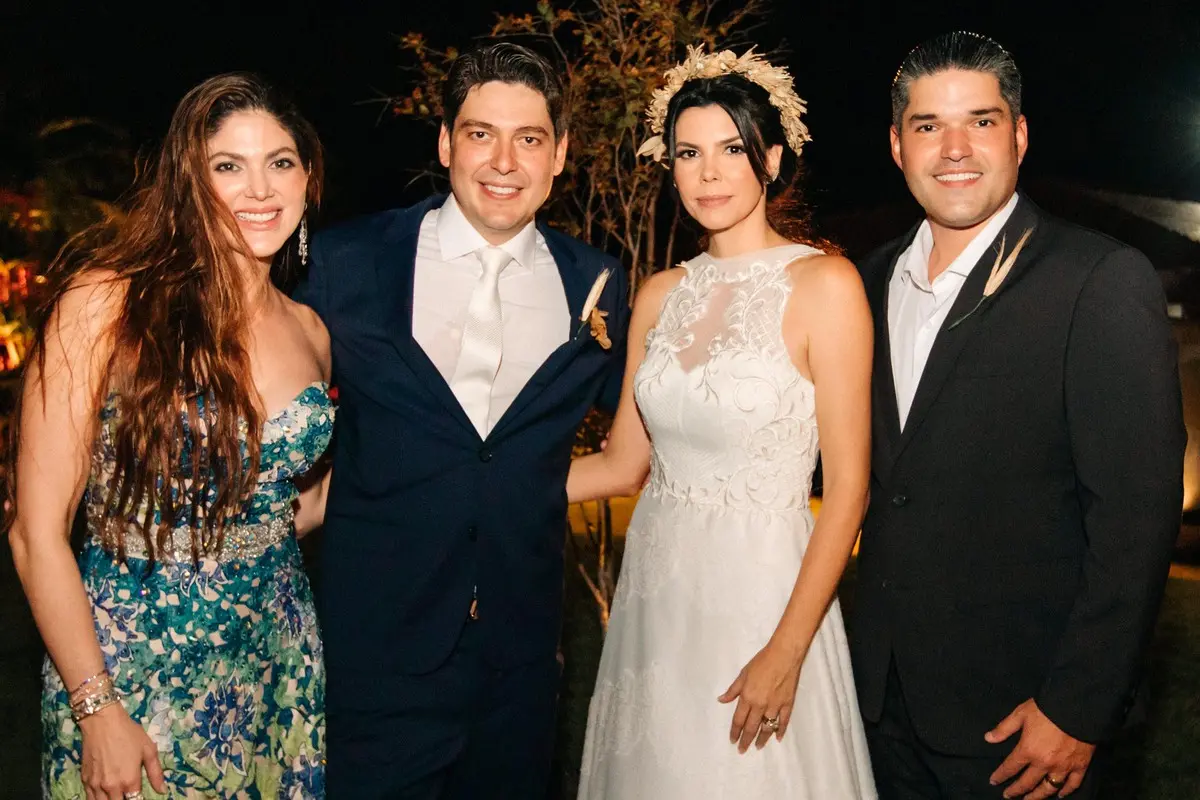 Foto de Denise, Rosalvo, Milena e Rafael Carneiro