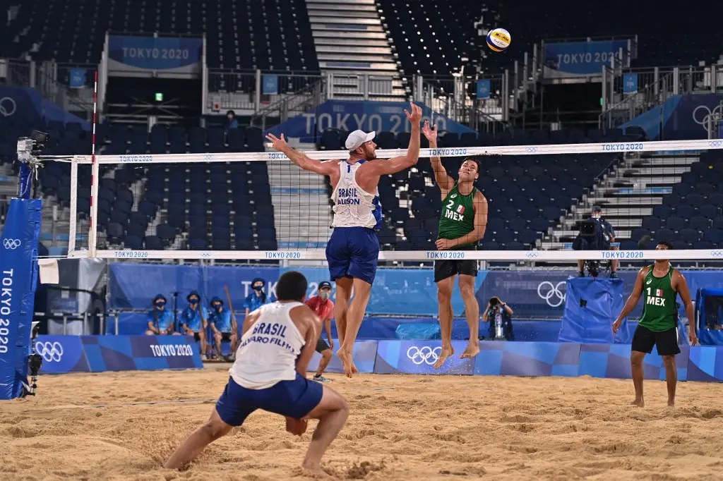 Jogo entre Brasil x México no vôlei de praia