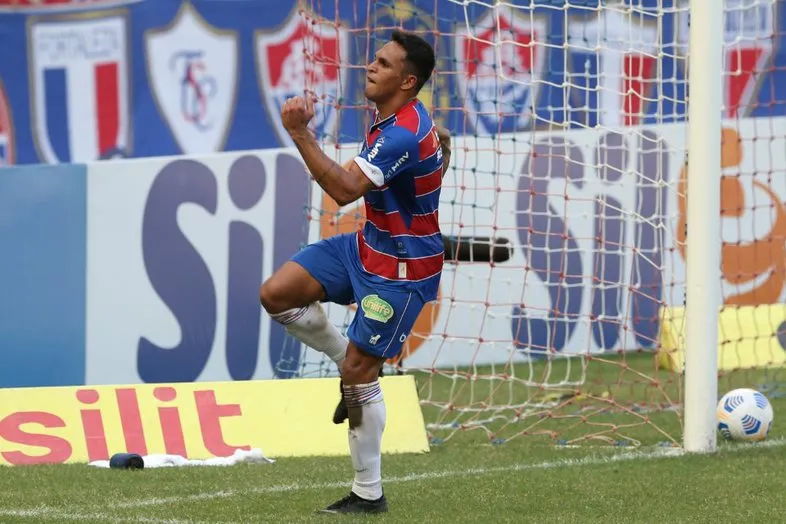 Robson é um dos artilheiros do Fortaleza na Série A