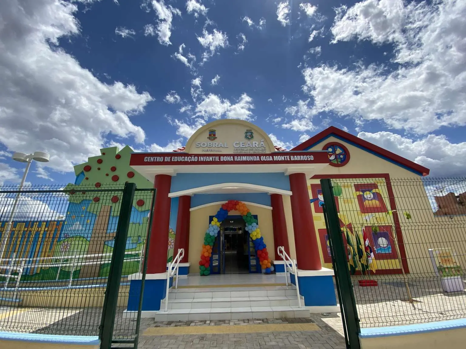 Entrada do CEI Olga Monte Barroso, em Sobral