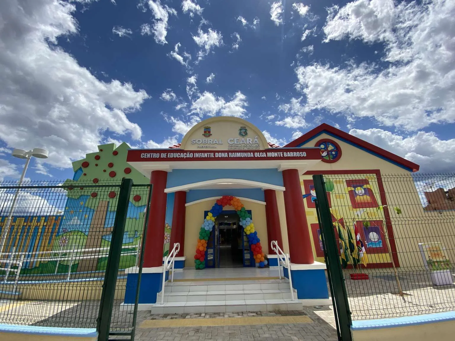 Escola fica no bairro Campos Velhos, em Sobral