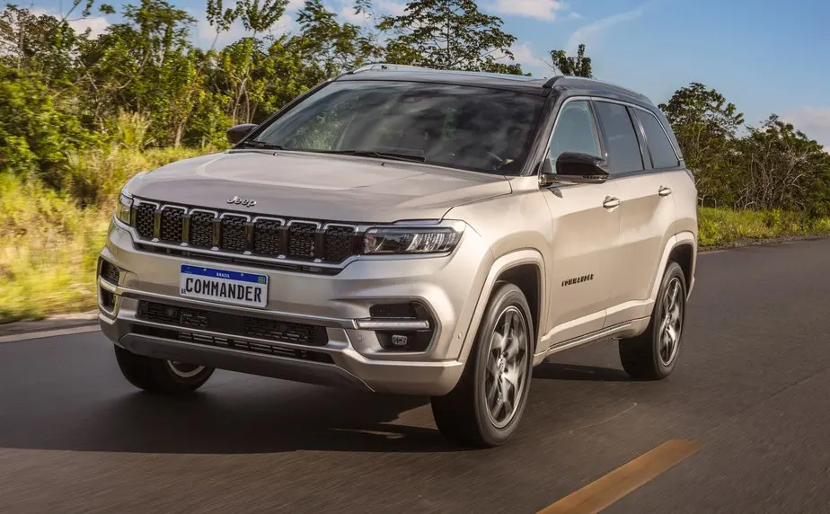 Frente do novo Jeep Commander