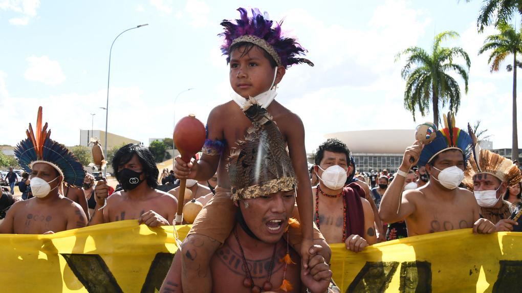 Manifestação contra o marco temporal indígena em Brasília