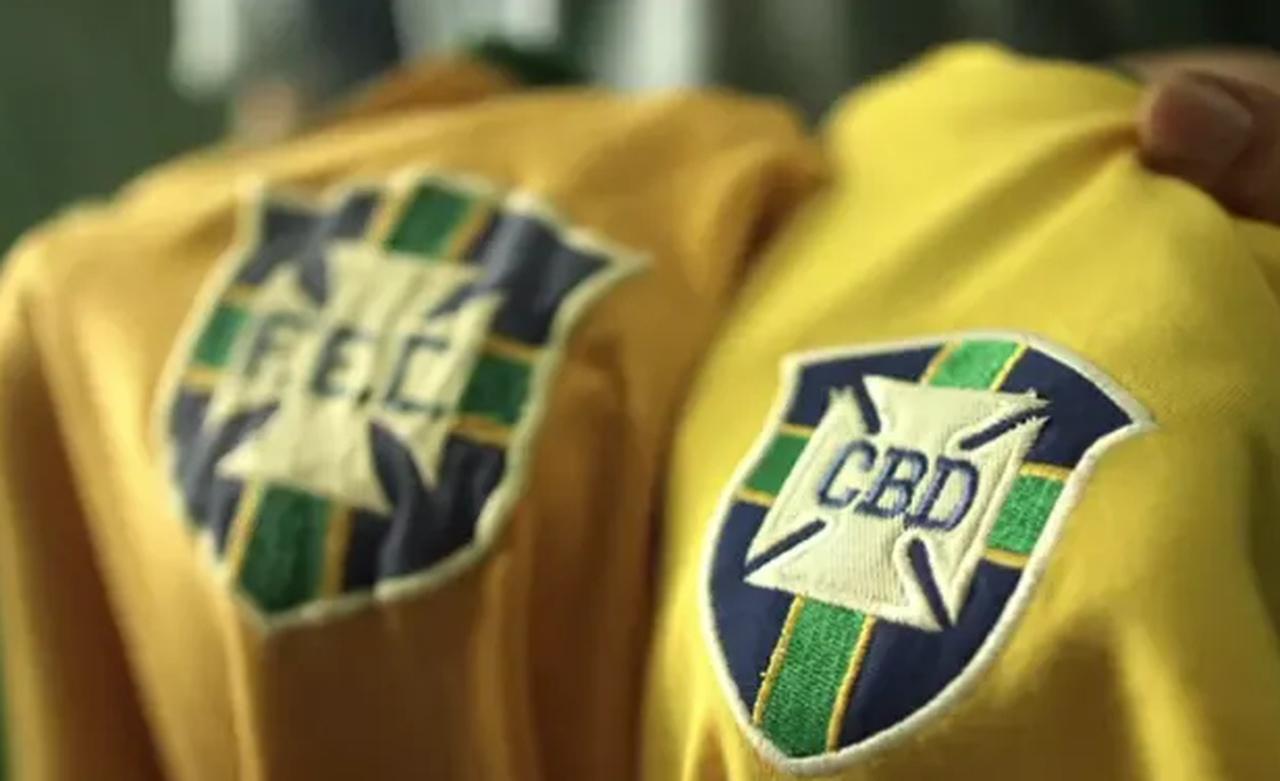 Escudo antigo da Seleção Brasileira de futebol