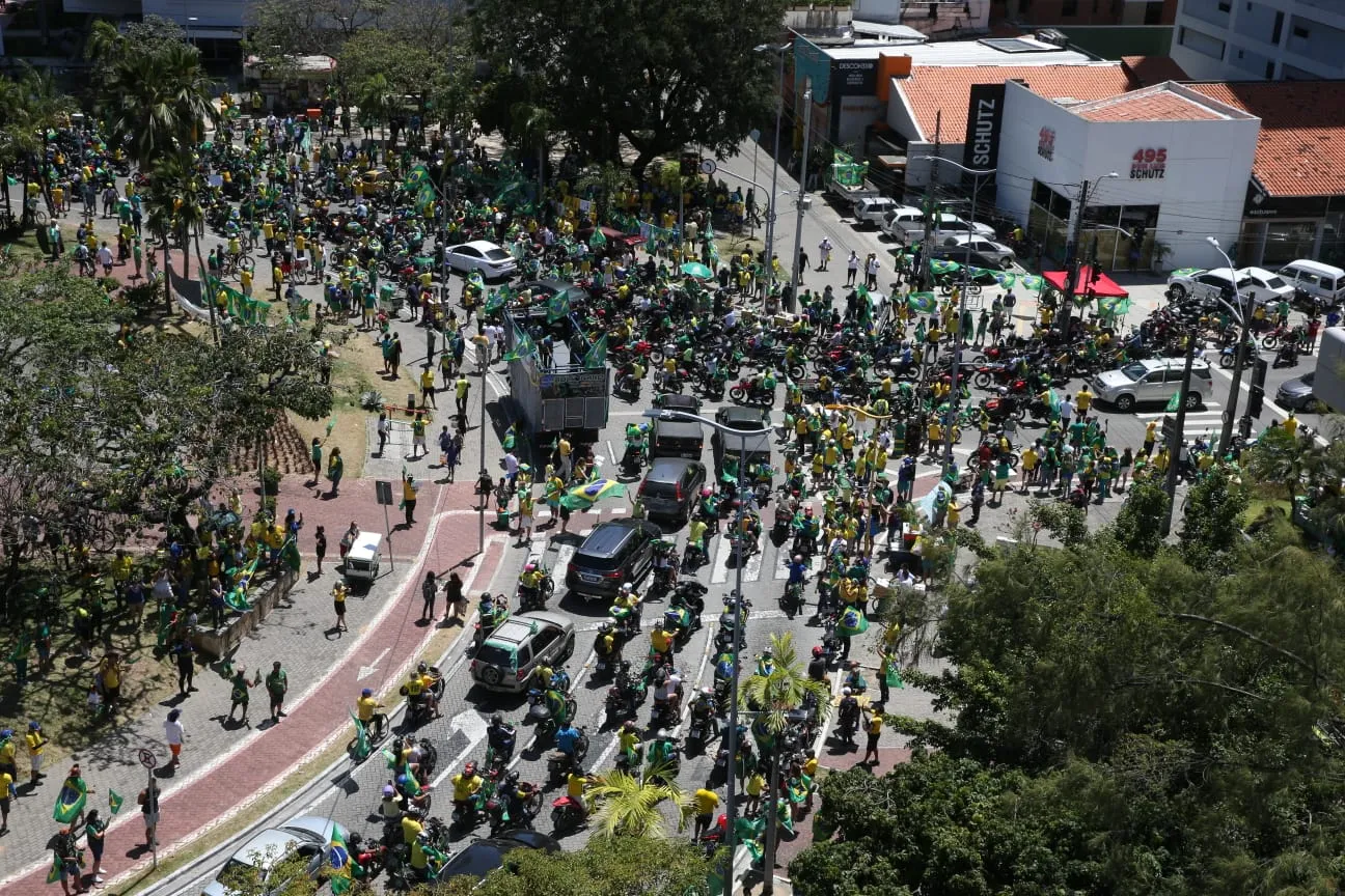 Os atos no dia 7 de setembro também reuniram apoiadores do presidente Bolsonaro em Fortaleza