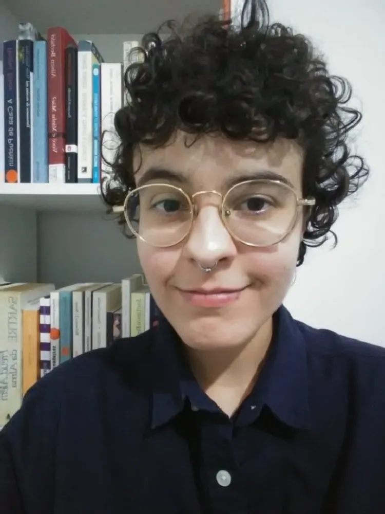 A poeta, historiadora e educadora social Beatriz Rocha