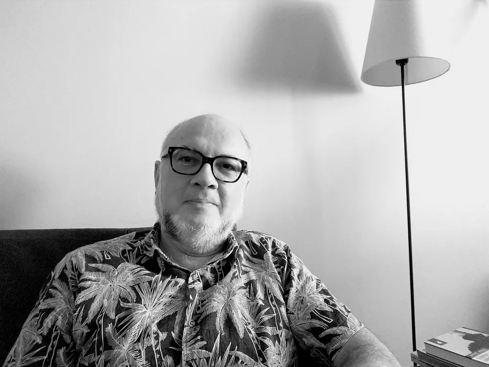 O poeta, professor de literatura brasileira e jornalista Cesar Garcia Lima