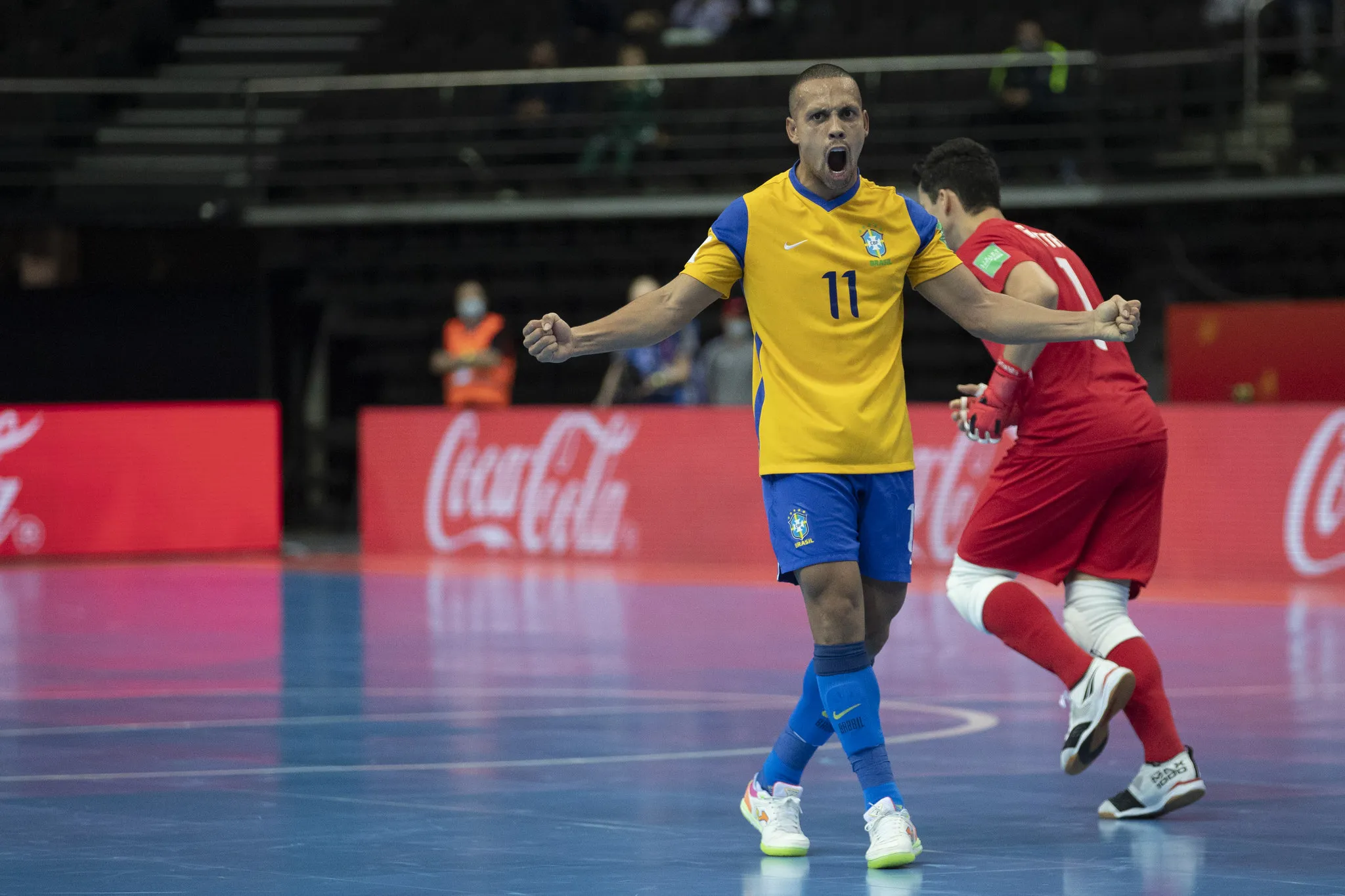 Ferrão anotou o gol de empate do Brasil contra o Japão no 1° tempo