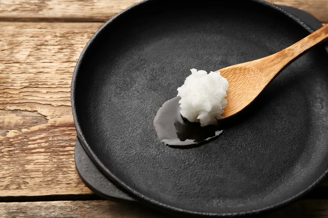 Nutricionista indica que se consuma no máximo duas colheres de sopa do óleo, fracionadas ao longo do dia