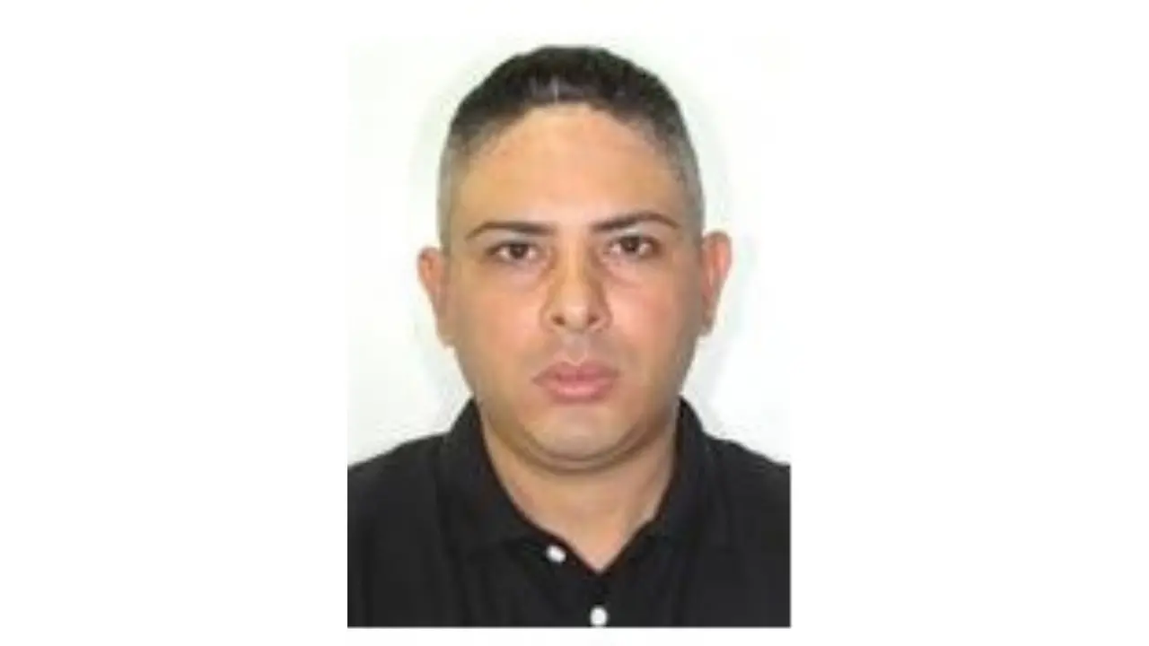 Rafael Ferreira Barbosa, de 38 anos, foi morto pelo filho com um único tiro de pistola