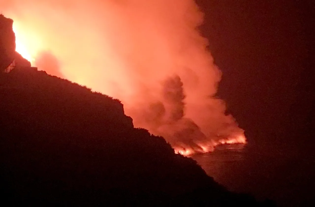 O Involcan alertou que a inalação, ou o contato com gases ácidos e líquidos pode irritar a pele, os olhos e o aparelho respiratório e causar dificuldades respiratórias