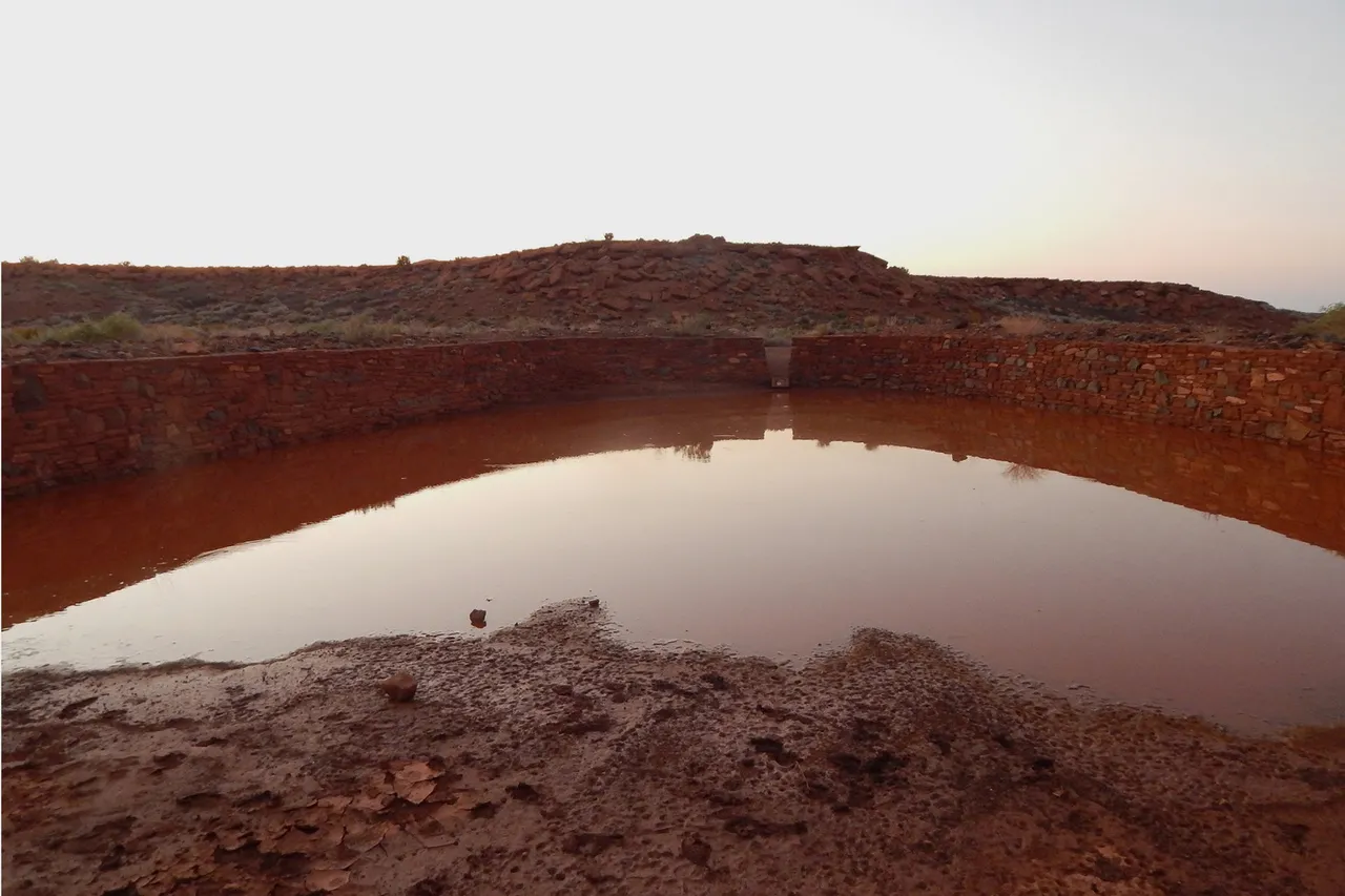 Lago onde os ovos da espécie foi encontrada no Monumento Nacional de Wupatki