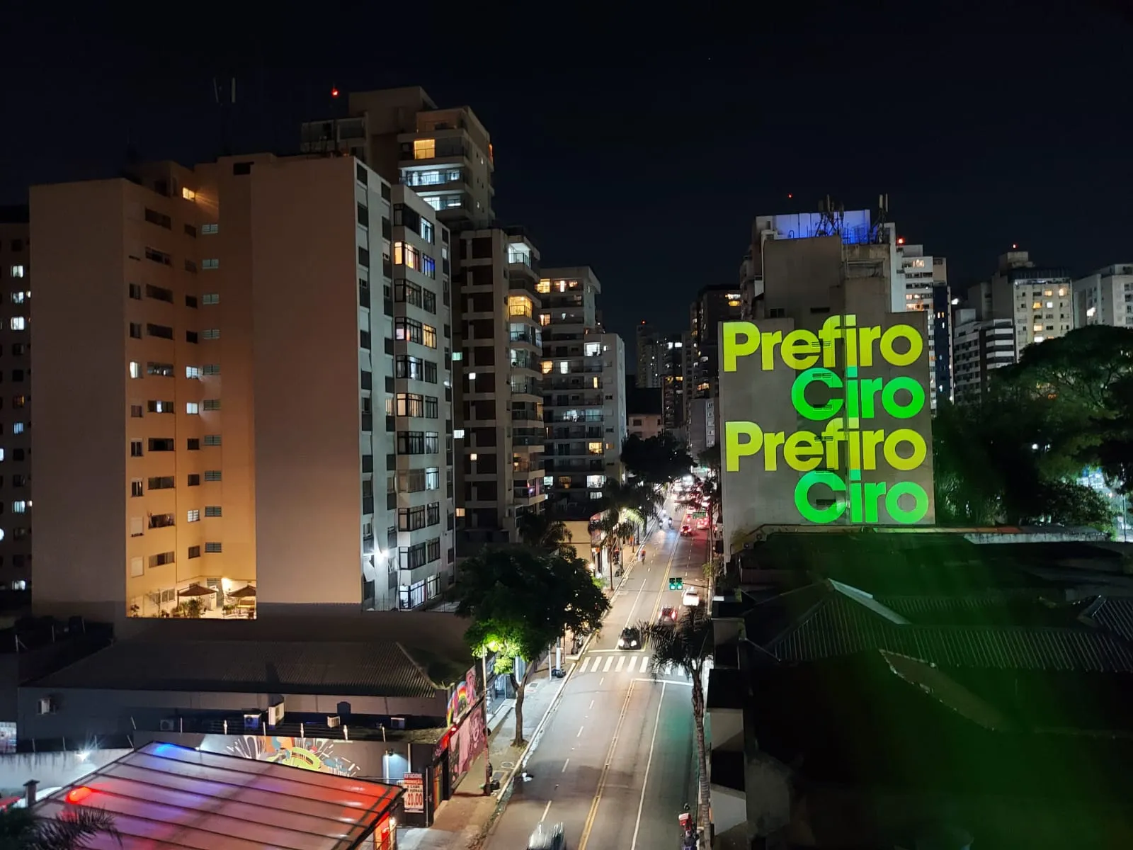 Projeções foram feitas em seis capitais brasileiras na última sexta-feira (23)