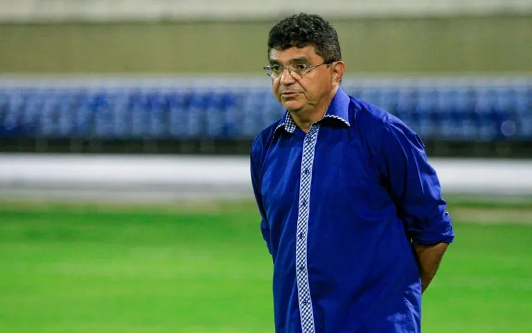 Flávio Araújo será o treinador do Icasa