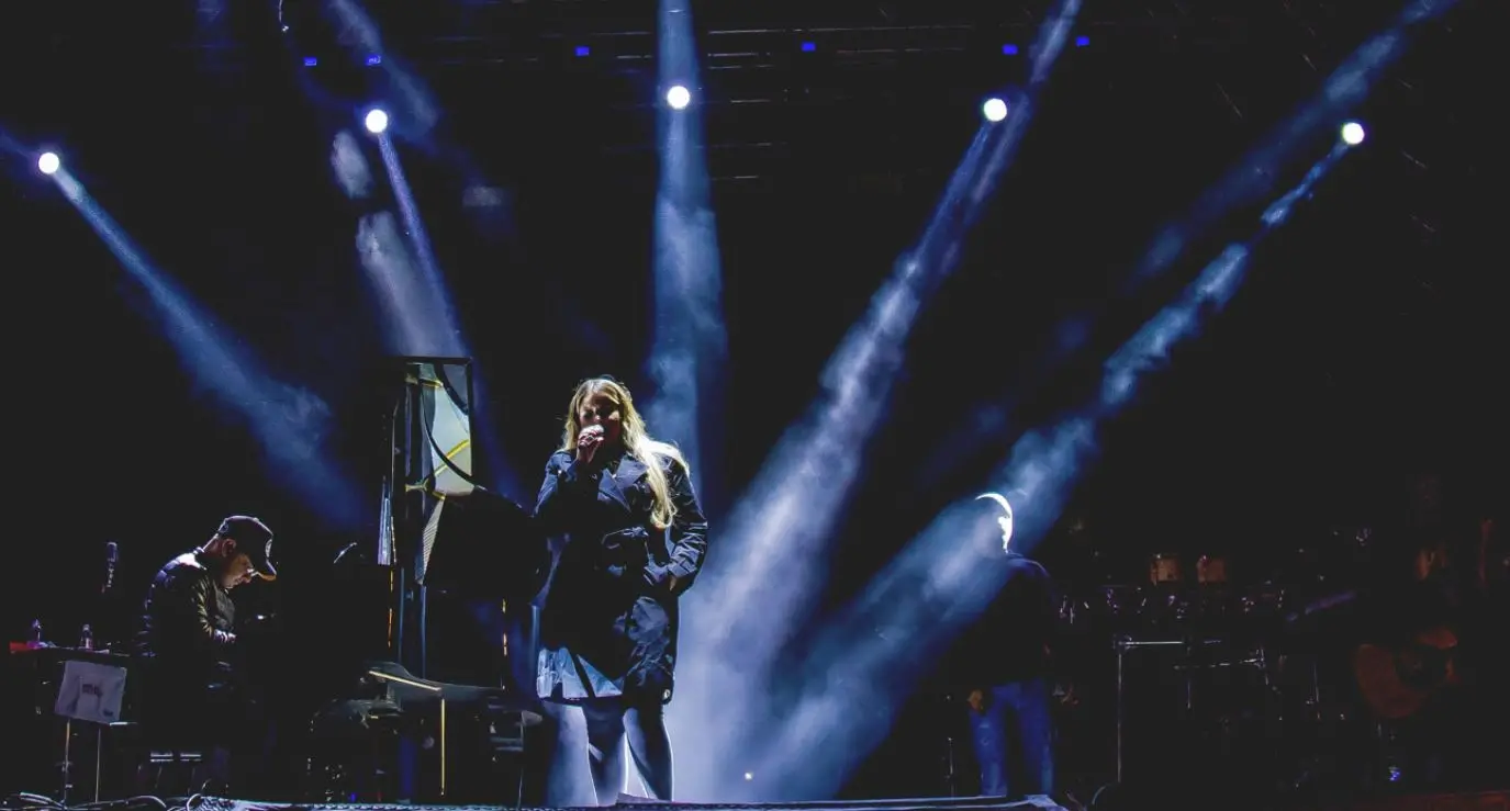 Marília Mendonça em show