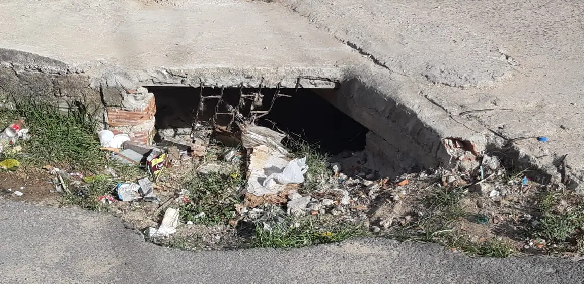 Vala em que corpo de feto de oito meses de formação estava