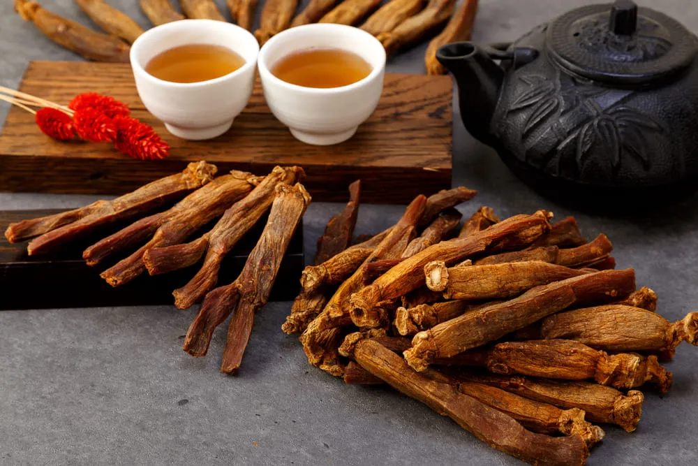 O ginseng pode ser consumido como chá e outras diversas maneiras
