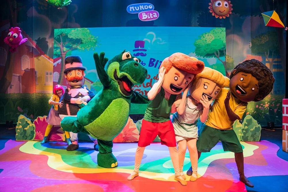 Na lista de sucessos do show em Fortaleza, estão 19 canções, entre elas “Trocar de roupa”, “Fundo do mar”, “Palco de brinquedos” e a queridíssima “Fazendinha”