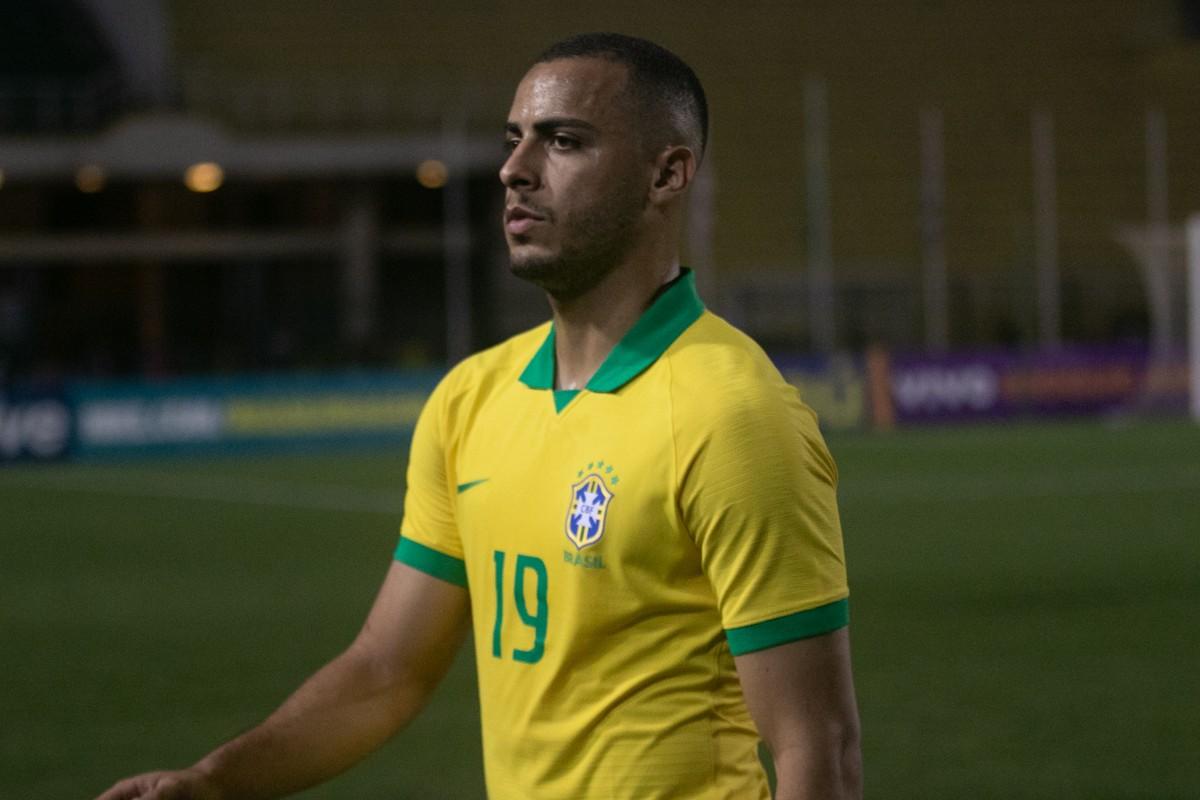 Arthur em ação pela Seleção Brasileira