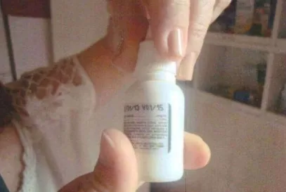 O MP anexou ao relatório diversas fotos que comprovam ter encontrado medicamentos vencidos