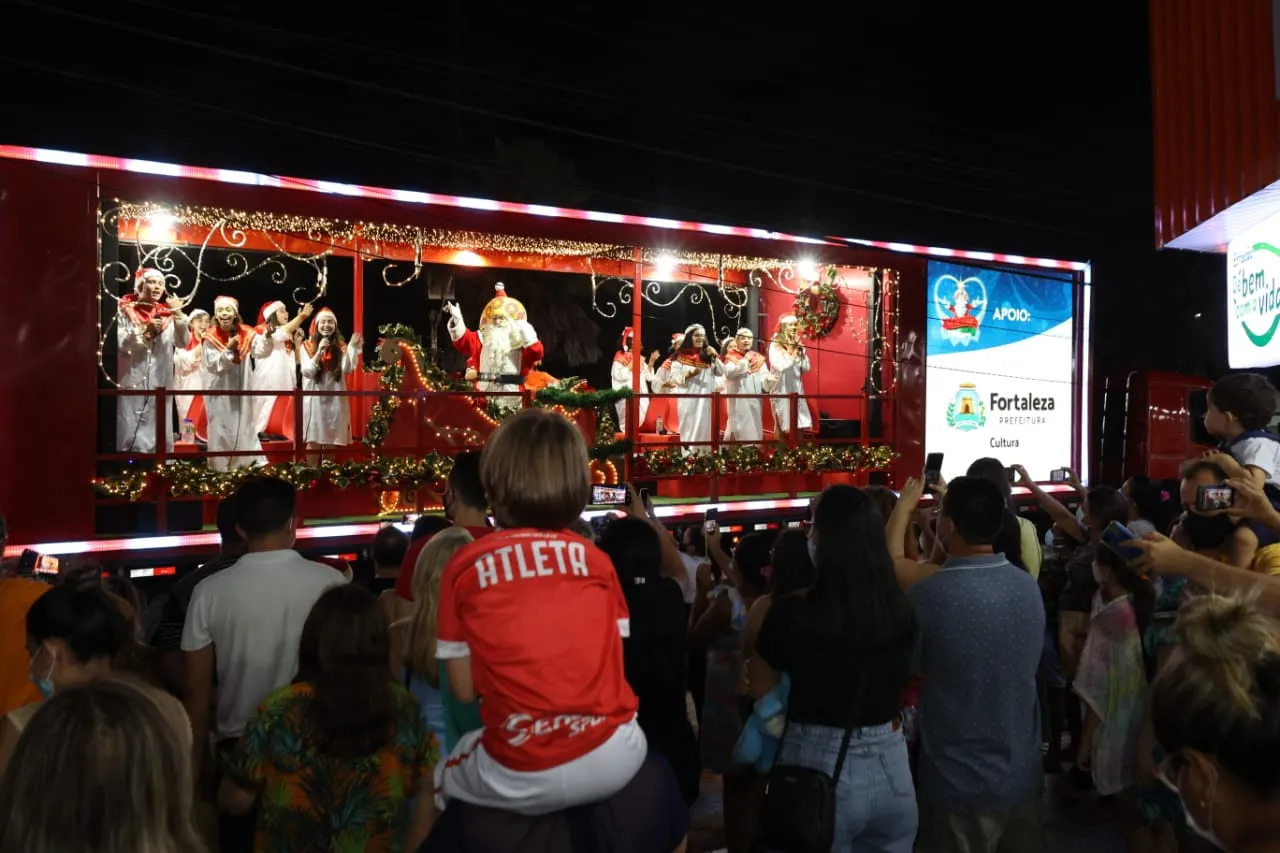 Caminhão da Luz seguirá o trajeto em velocidade reduzida para que o público possa apreciar as cores e os enfeites de Natal