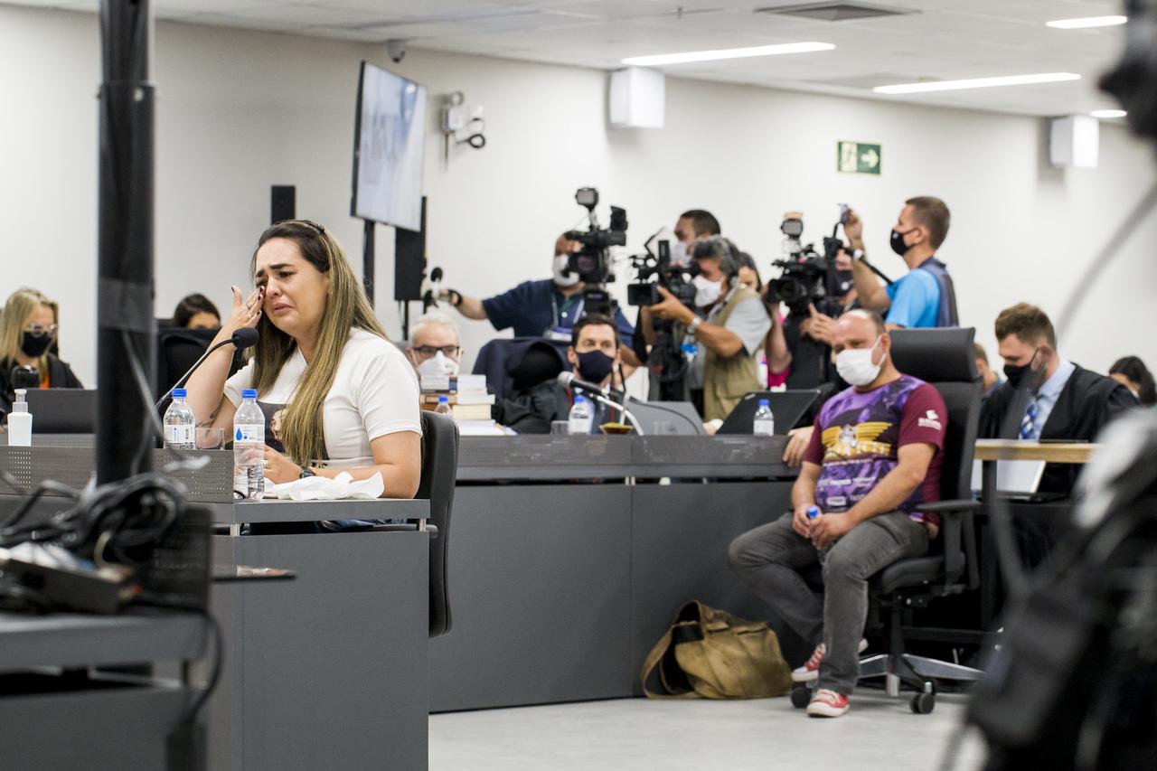 Testemunha chora em júri do incêndio na boate kiss