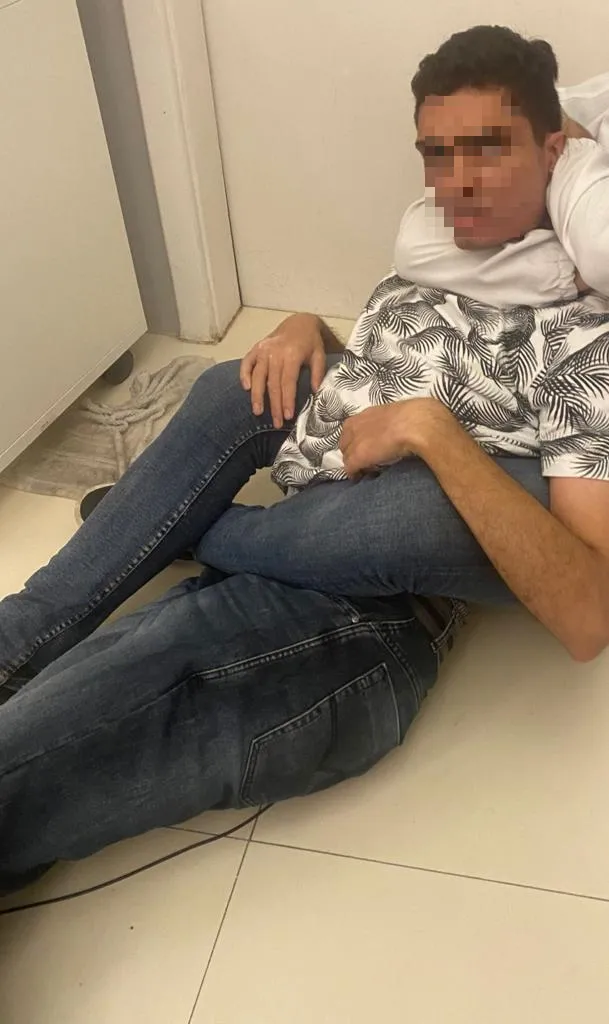 O agressor foi imobilizado pelo noivo da vítima até a chegada da Polícia