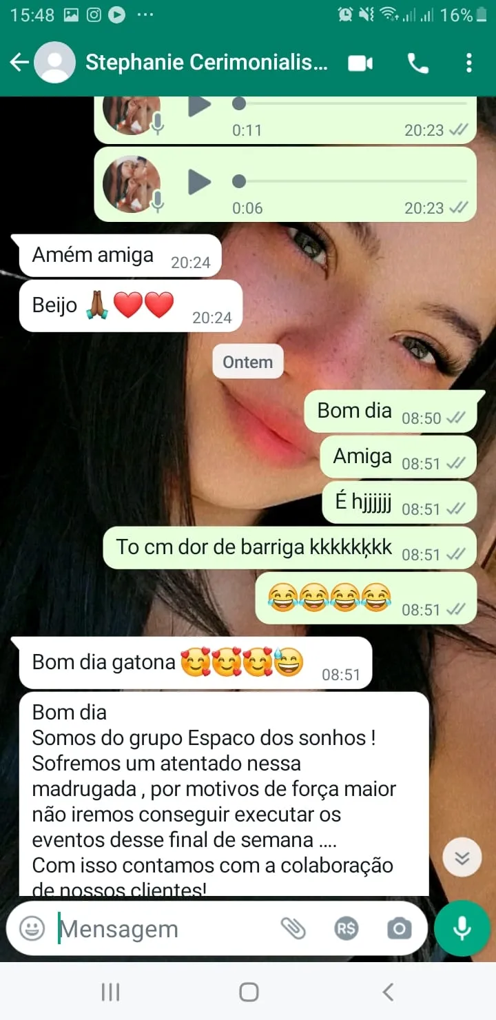 A cerimonialista mandou mensagem cancelando o evento pouco antes