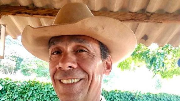 rodrigo cowboy de chapéu