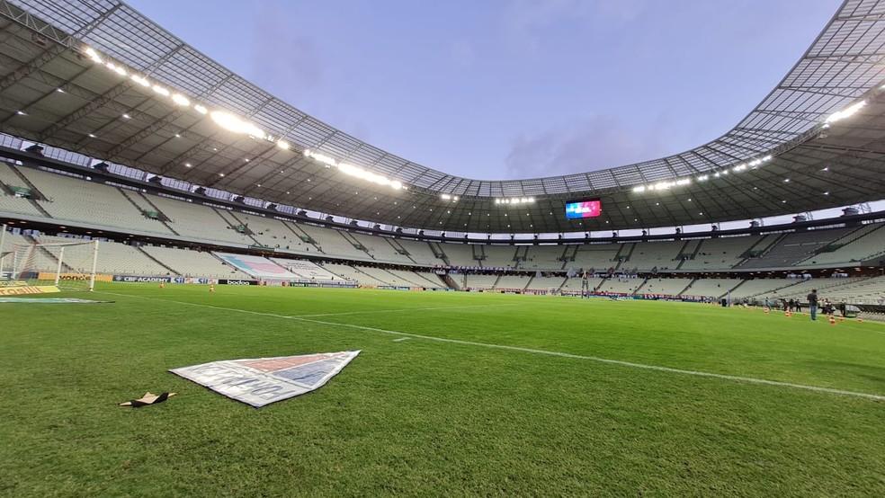 Arena Castelão pode receber final da Supercopa entre Atlético-MG e Flamengo