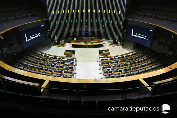 Plenário da Câmara dos Deputados vazio