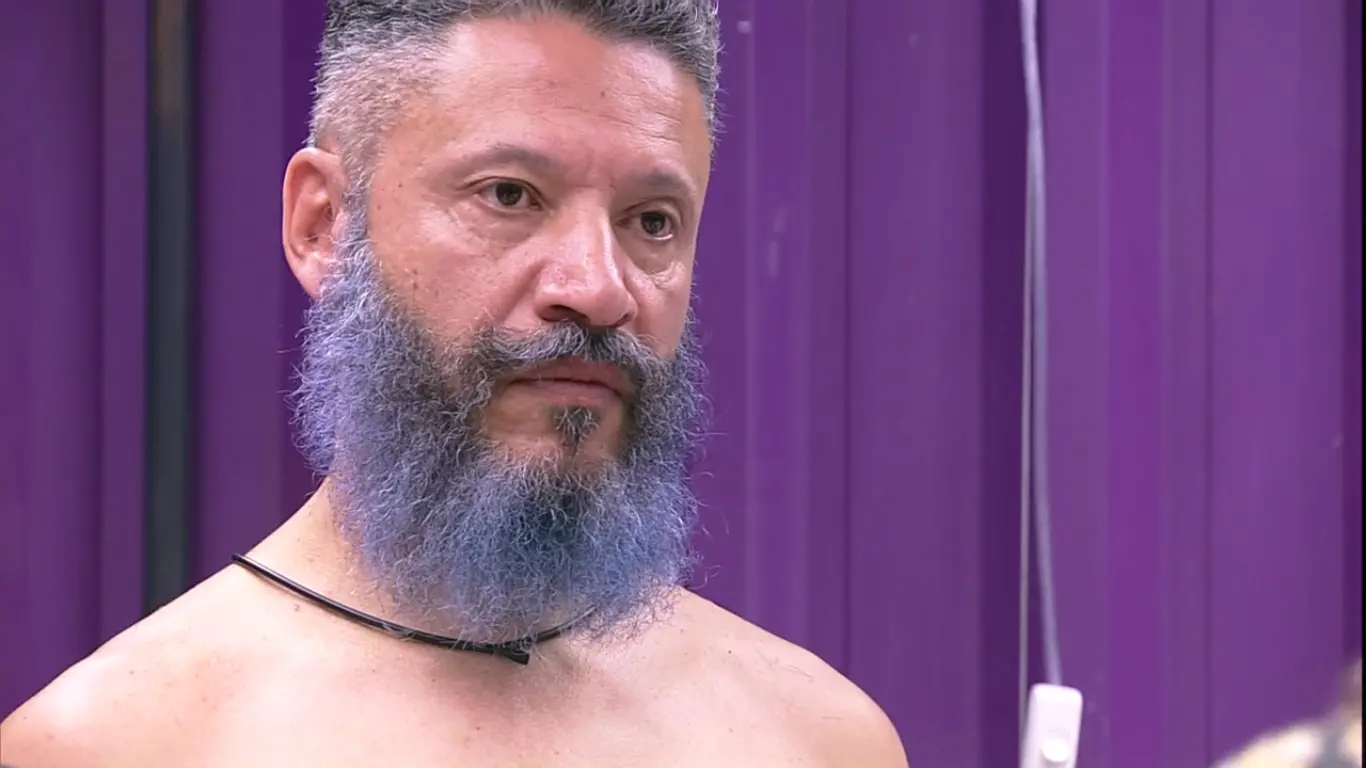 Laércio em discussão com Ana Paula no BBB