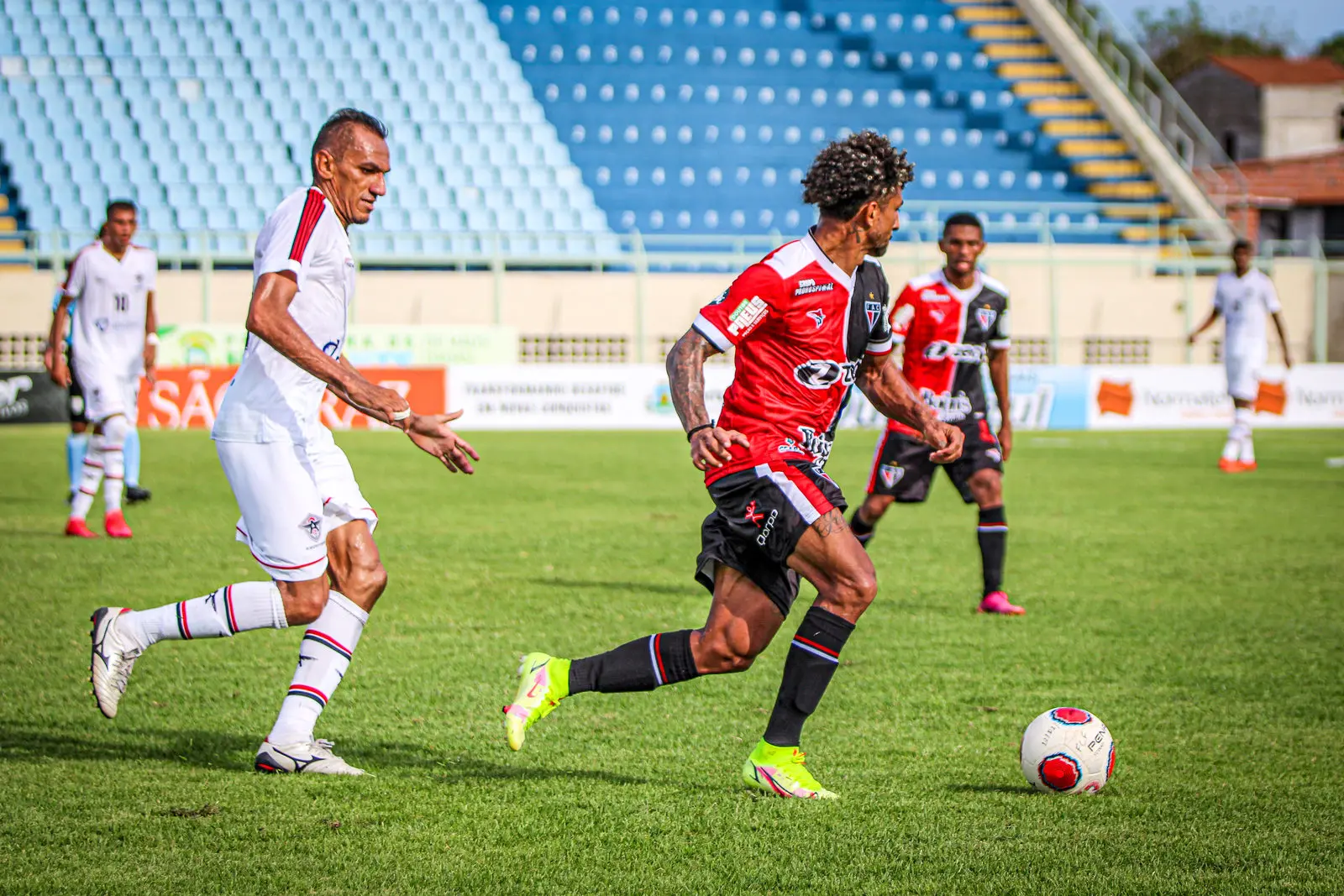 Atletas de Ferroviário e Atlético-CE