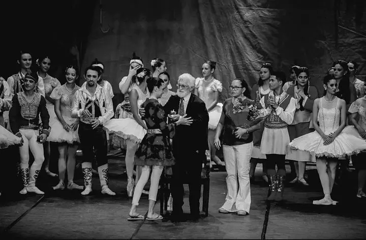 Hugo Bianchi em apresentação de ballet