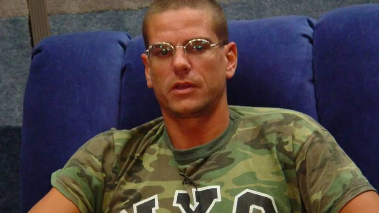 Adriano no confessionário do BBB 1