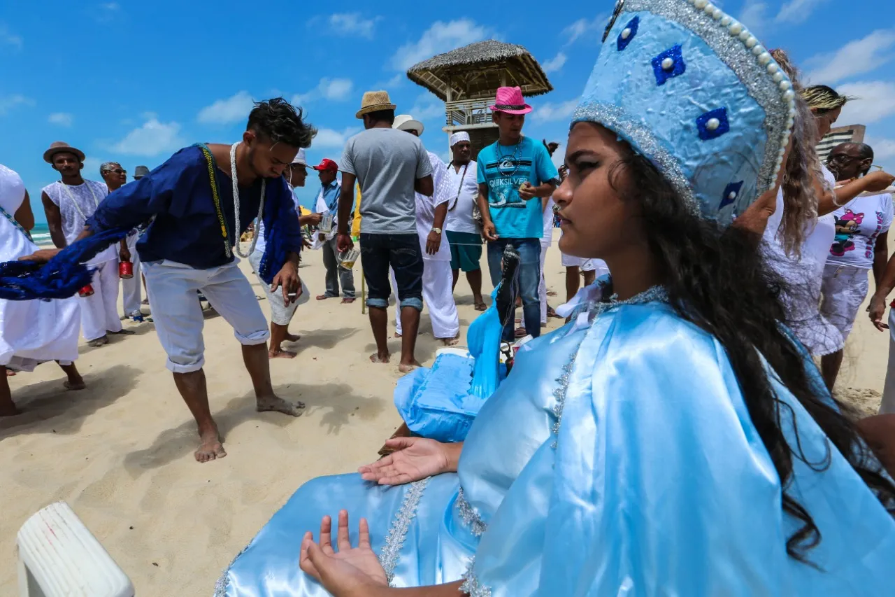 As celebrações em homenagem a Iemanjá também acontecem em 15 de agosto, 8 de dezembro e 31 de dezembro