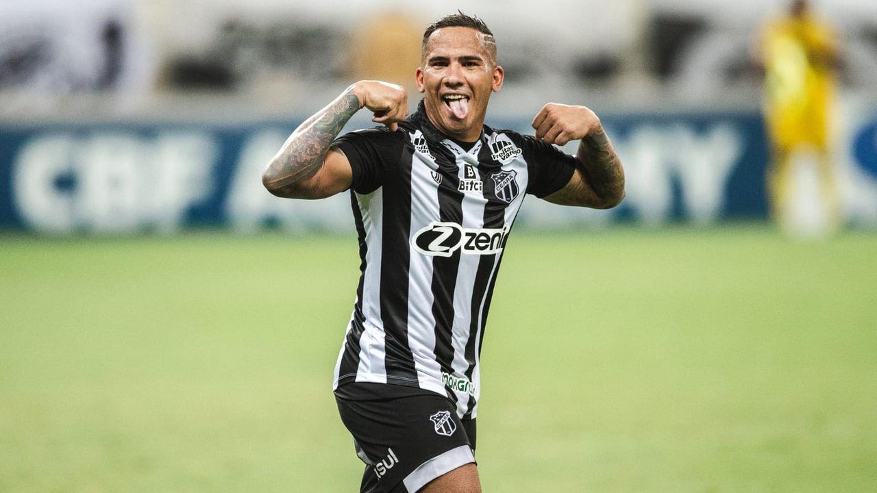 Jael comemora gol pelo Ceará