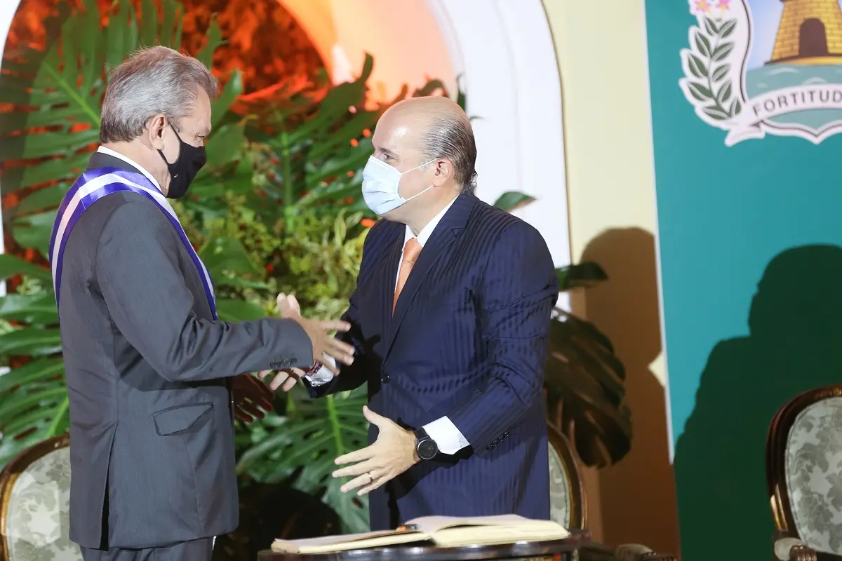 SARTO E ROBERTO CLAÚDIO