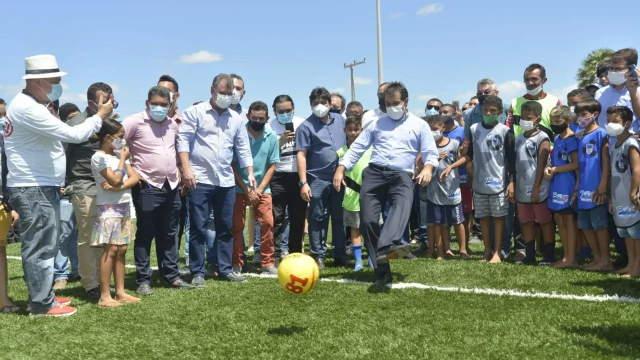 Evandro Leitão em Areninha