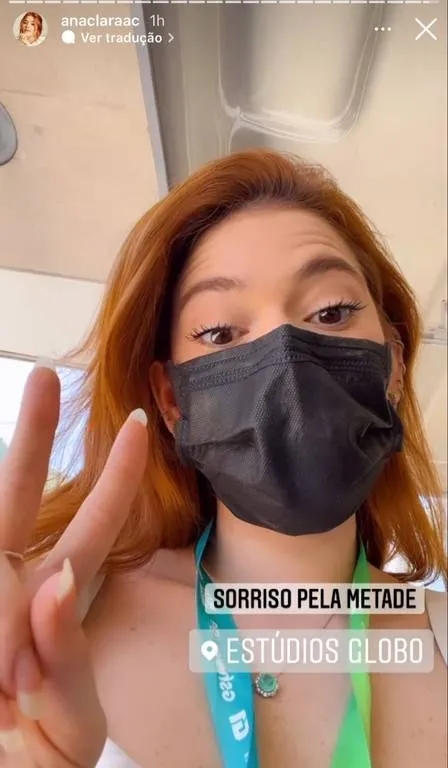 Ana Clara usou o Instagram para mostrar a chegada aos estúdios Globo na tarde desta quinta