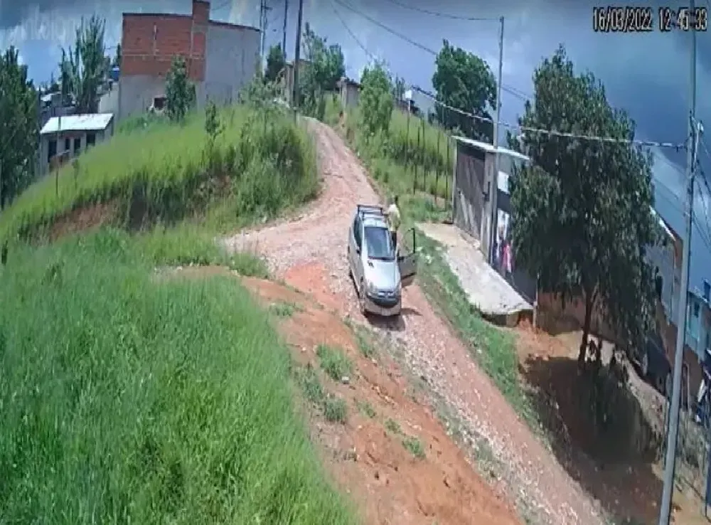 Veículo apareceu próximo ao local e mesmo horário onde a vítima foi vista pela última vez