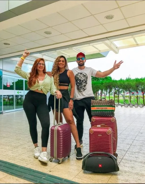 Os dois compartilham a rotina juntos em perfil nas rede sociais