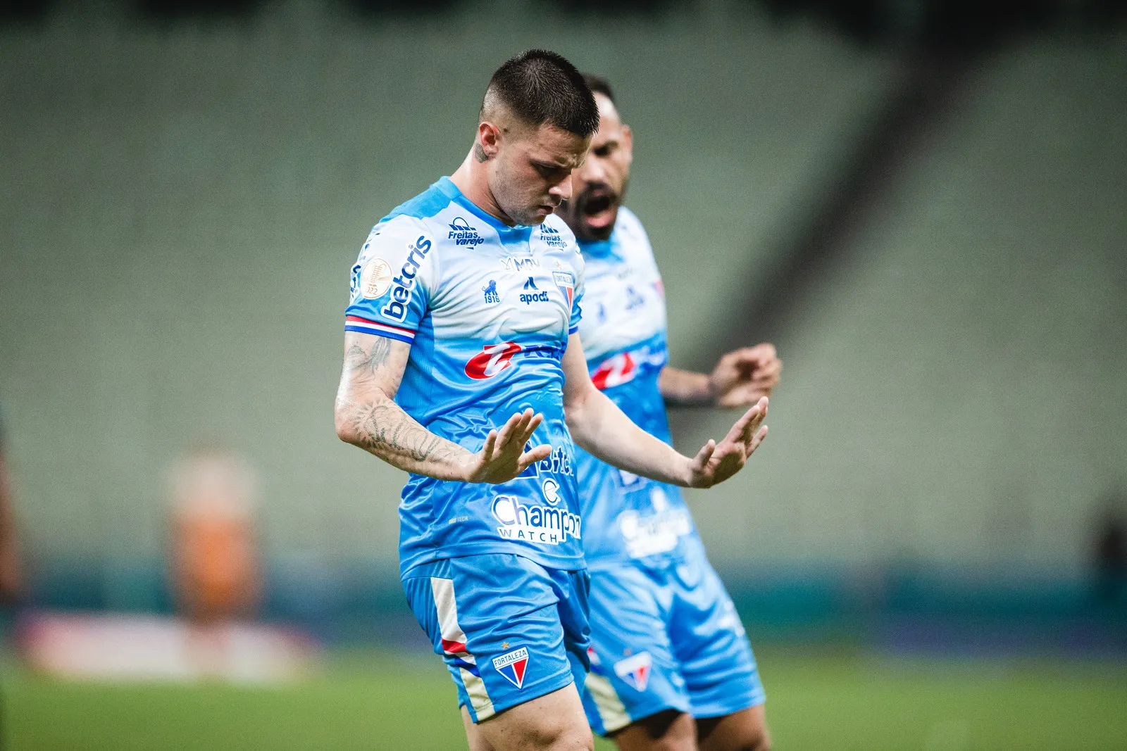 Contratação mais cara da história do futebol cearense, Kayzer marcou três gols pelo Fortaleza
