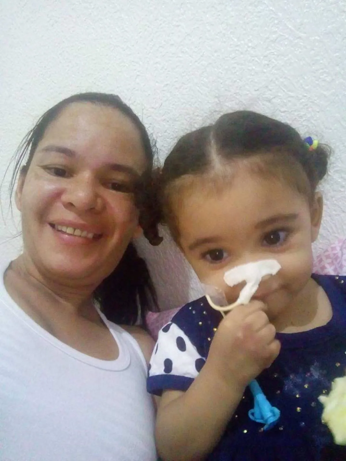 A pequena passou mais de 1 ano em hemodiálise