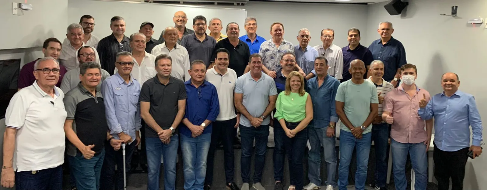 Grupo de Luiz Gastão celebra vitória