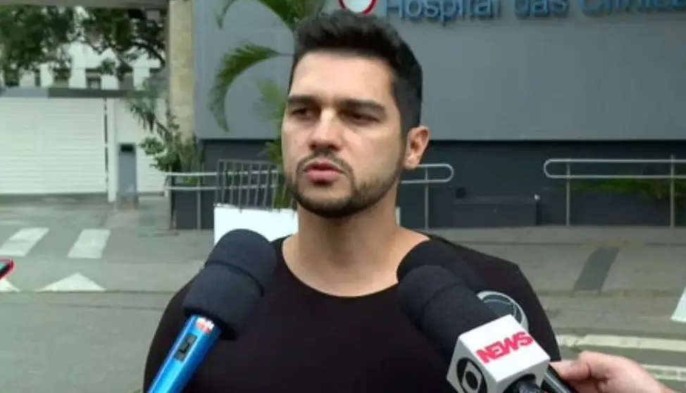 Diogo Mussi dá entrevista coletiva