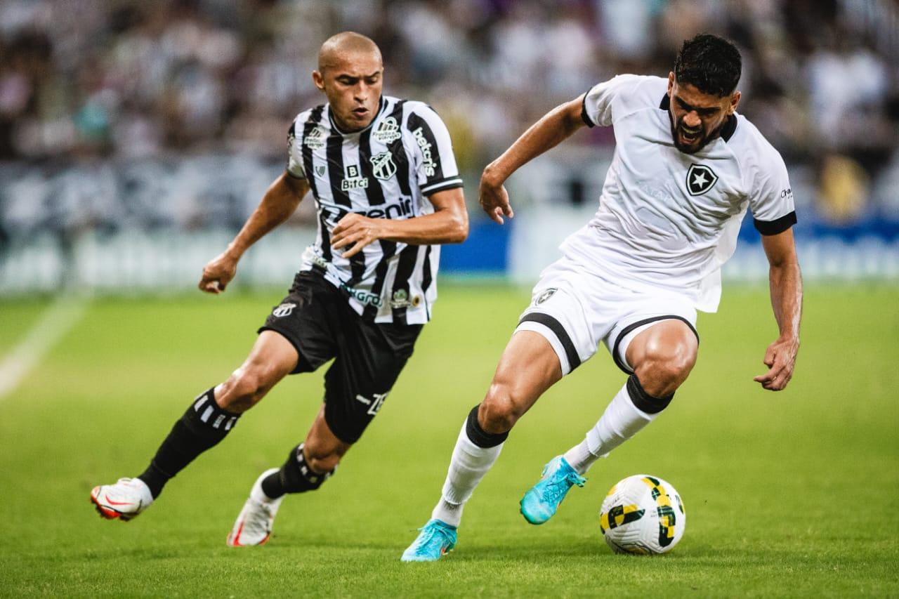 CE - Fortaleza - 09/04/2022 - BRAZILIAN A 2022, FORTALEZA X BOTAFOGO -  Marccal player from Fortaleza celebrates his goal during a match against  Botafogo at the Arena Castelao stadium for the